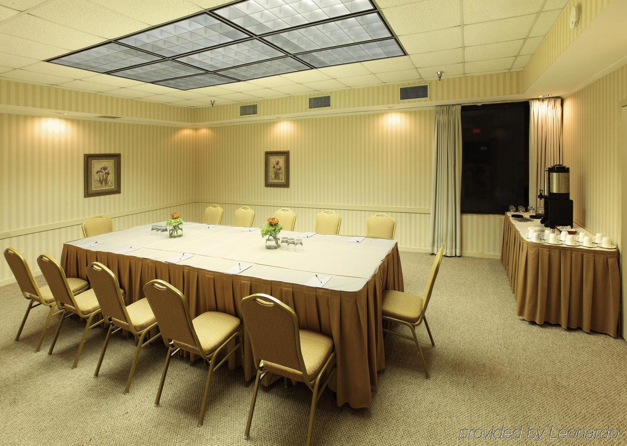 Holiday Inn Express Little Rock-Airport By Ihg Einrichtungen foto